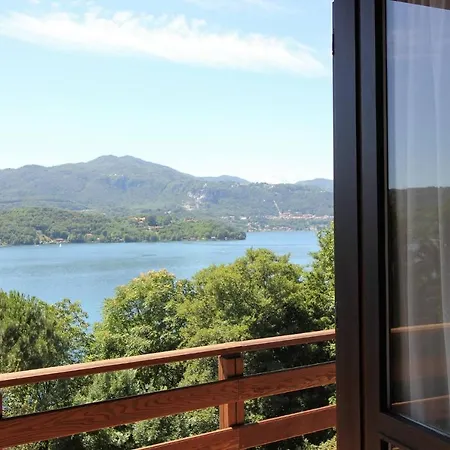 Magical Lake - With Beach E Lake View Διαμέρισμα *